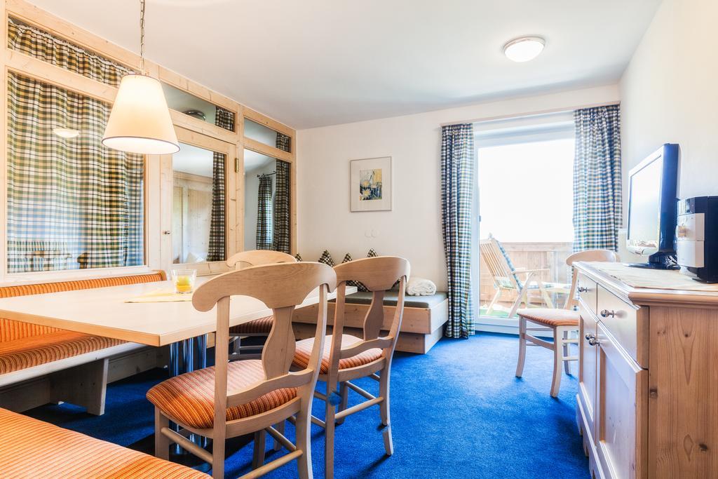 Apartments Margarethe Neukirchen am Großvenediger Δωμάτιο φωτογραφία